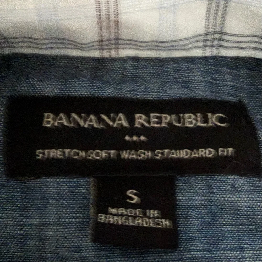 Banana Republic Plaid Standard Fit Shirt